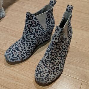 Toms Leopard Booties
